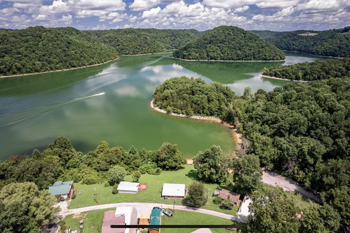 w1689h1125x373y0-8c4a4436.jpg-2